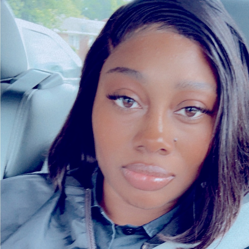 Meet your Posher, Kadijah